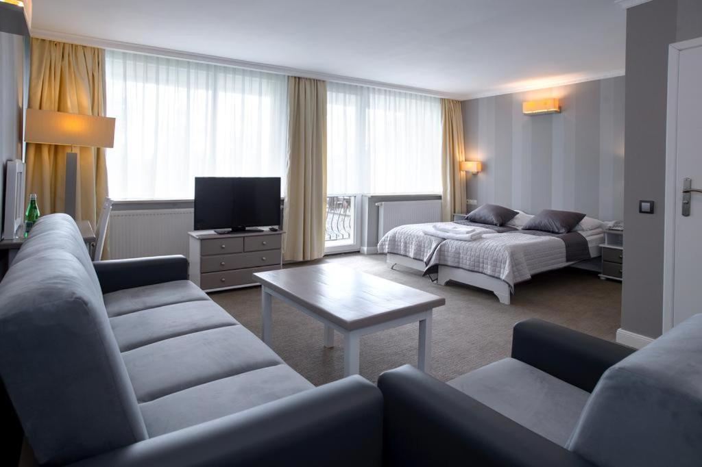 Hotel Niedzwiadek Wdzydze Kiszewskie Exteriér fotografie